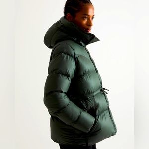 Hunter Oversized Puffer Jacket